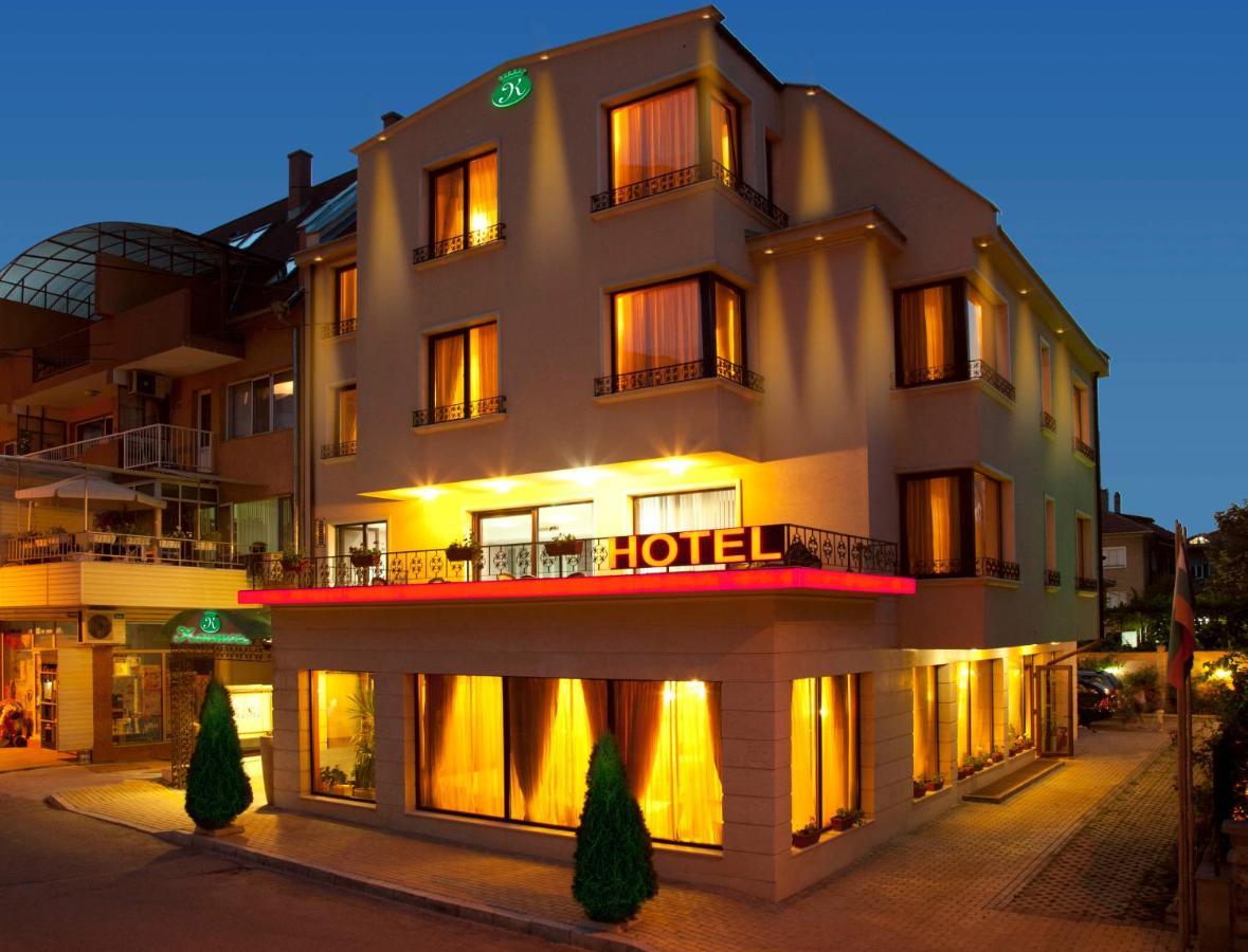 Contessa Hotel Shumen Exteriör bild