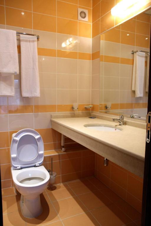 Contessa Hotel Shumen Rum bild